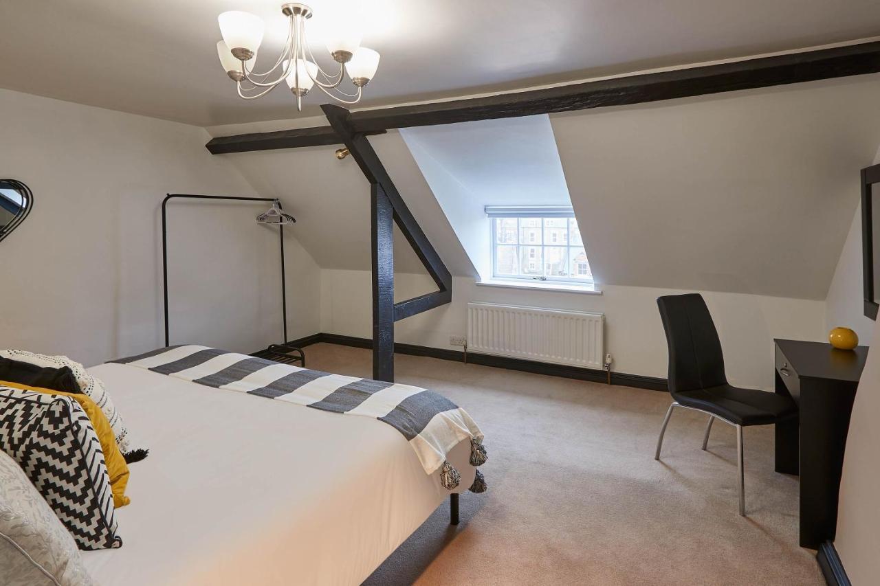 Host & Stay - Princess Place Townhouse 휫비 외부 사진